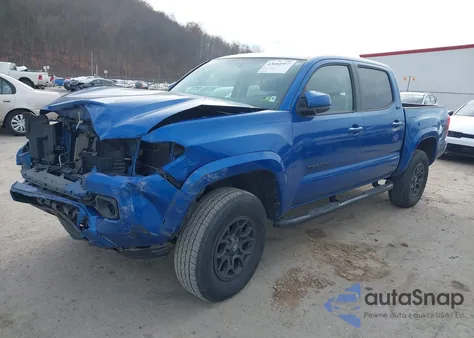 2017 Toyota Tacoma Sr5 V6 z USA, uszkodzony, nr VIN 3TMCZ5AN3HM116747
